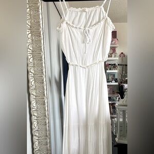 ILLA ILLA soft white cut out Maxi Dress- L
